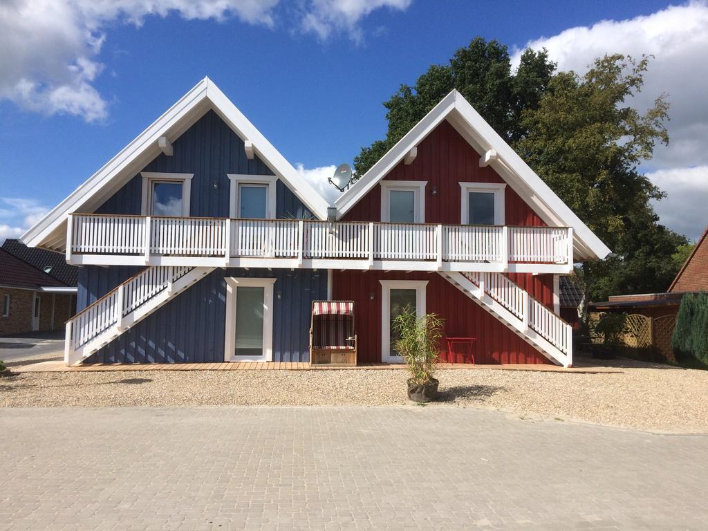 Ferienwohnungen Im Schwedenstil Papenburg Luaran gambar